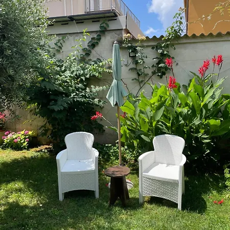 Bilocali Climatizzati Con Giardino E Posto Auto