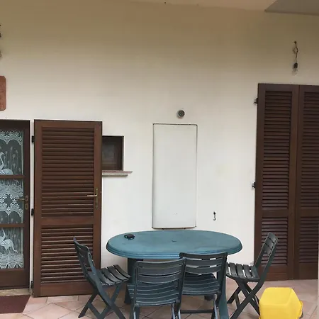Bilocali Climatizzati Con Giardino E Posto Auto * Follonica